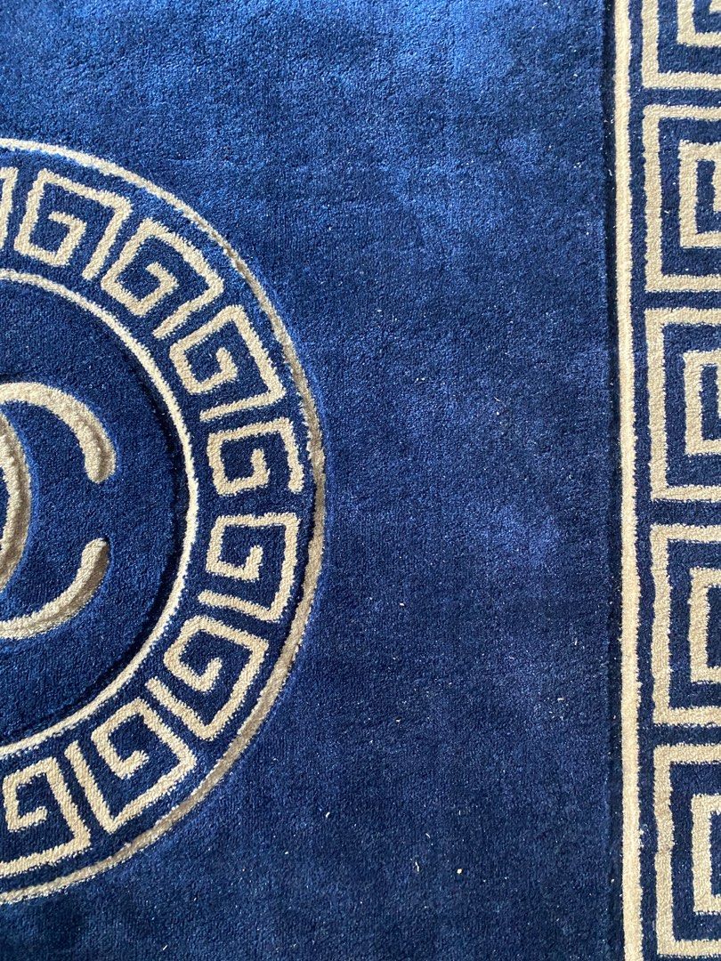 Large carpet, Furniture & Home Living, Home Decor, Carpets, Mats & Flooring on Carousell