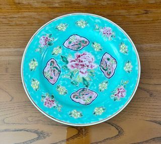 Large Peranakan vintage plate 26.5 cm good condition