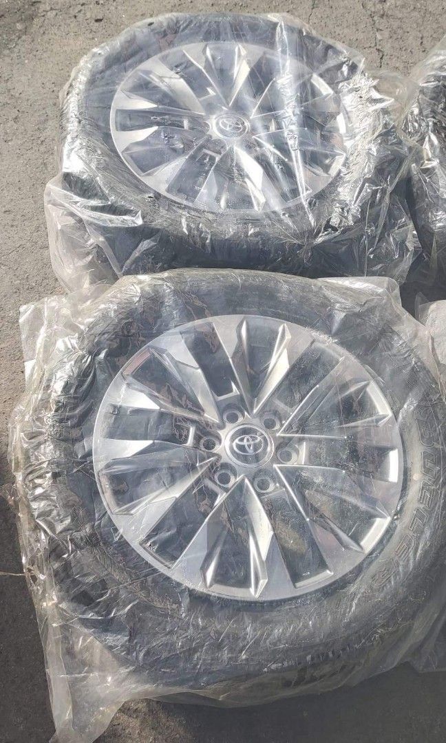 Lc300 Zx mags and tires, Car Parts & Accessories, Mags and Tires on Carousell