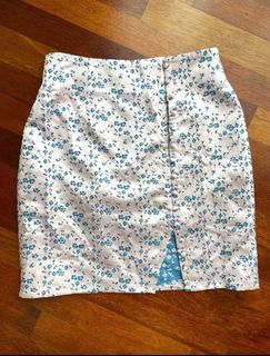 Lost Ink Jacquard Floral Skirt