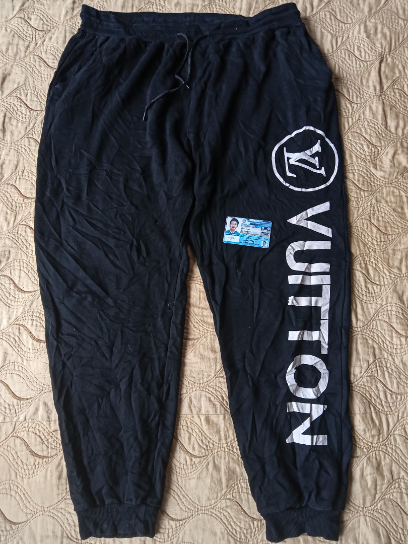 Louis Vuitton unisex casual jogger pants, Men's Fashion, Bottoms, Joggers  on Carousell