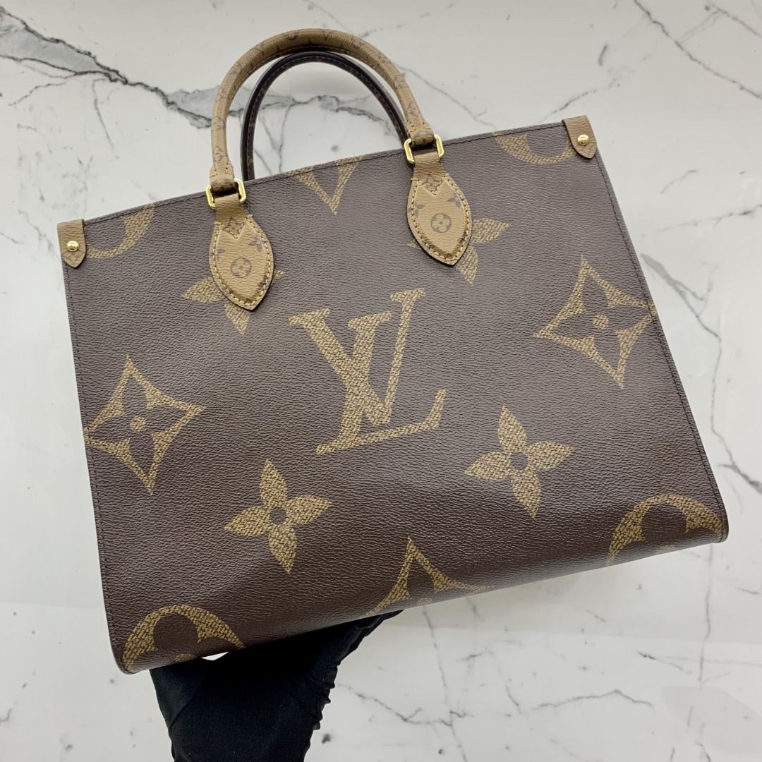 LV LOUIS VUITTON WALLET WITH DATECODE FULLSET, Luxury, Bags & Wallets on  Carousell