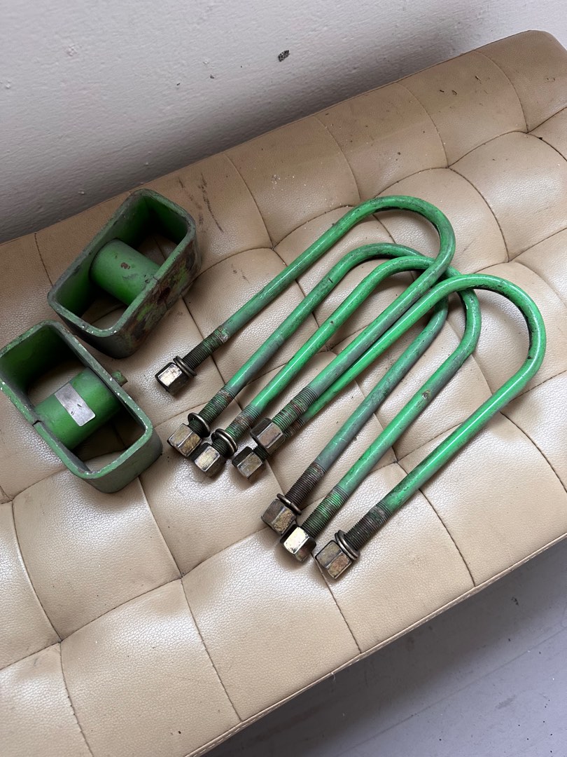 Lowering kit for Toyota Hiace. 2.5inch (stoppers included), Car