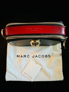 MARC JACOBS Snapshot Small Camera Bag The New Black Gilded 100% Genuine,  Luxury, Bags & Wallets on Carousell