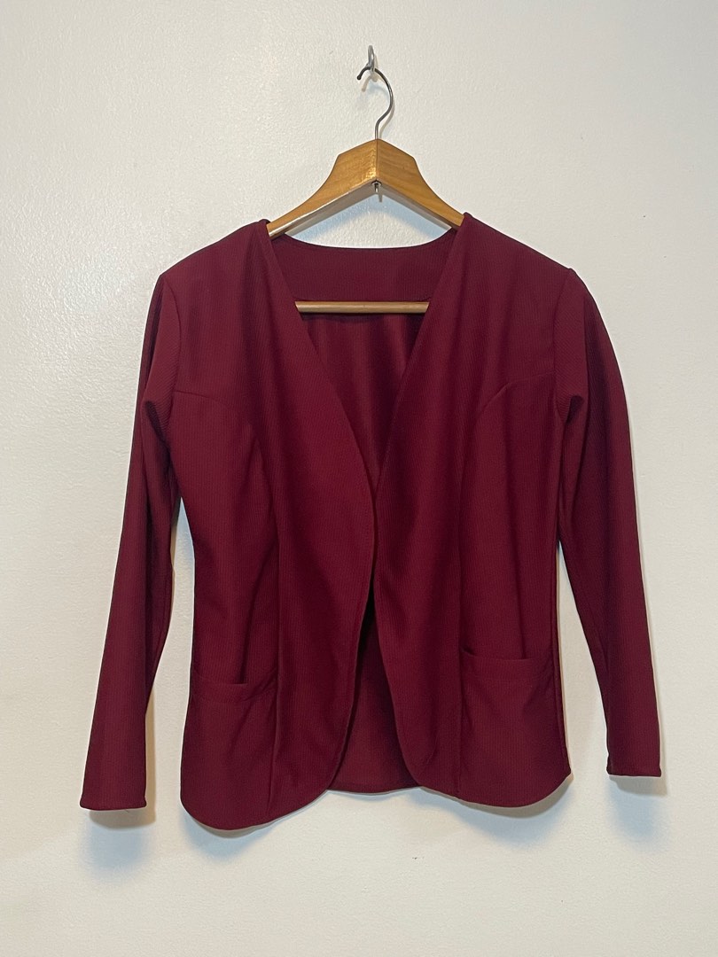 Maroon Cardigan, Women's Fashion, Coats, Jackets and Outerwear on Carousell