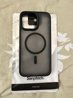 Matte black magsafe iphone 14 pro max case (sanptoch)
