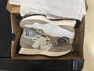（分類：）位於 。 由 D1aniel. 提交（商品編號 1203662220，圖片 1）。簡介： 。