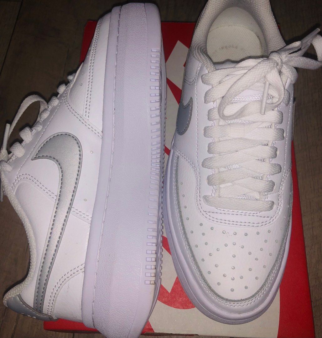 famous footwear court vision