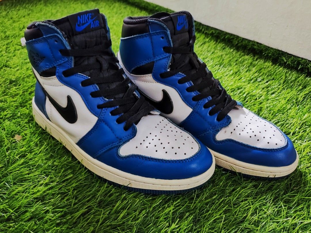 royal nike jordan