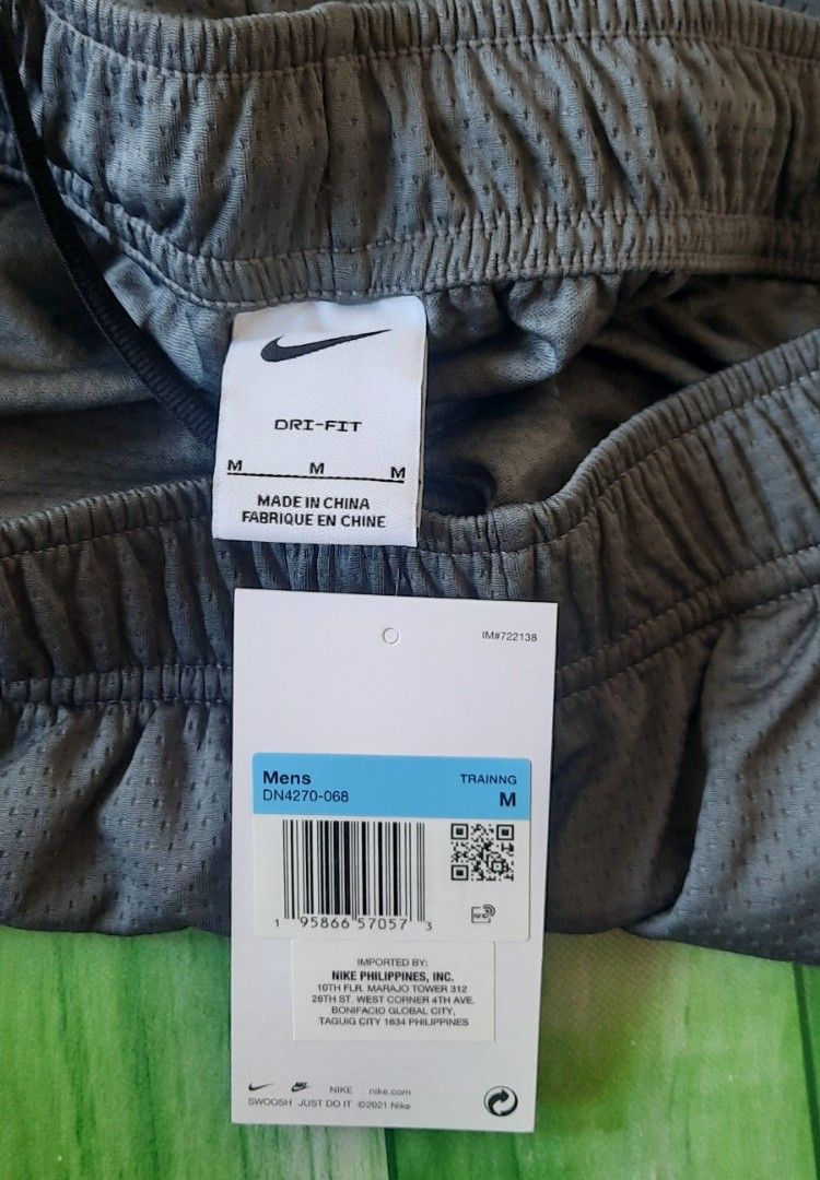 Nike mesh shorts for men, Men's Fashion, Bottoms, Shorts on Carousell