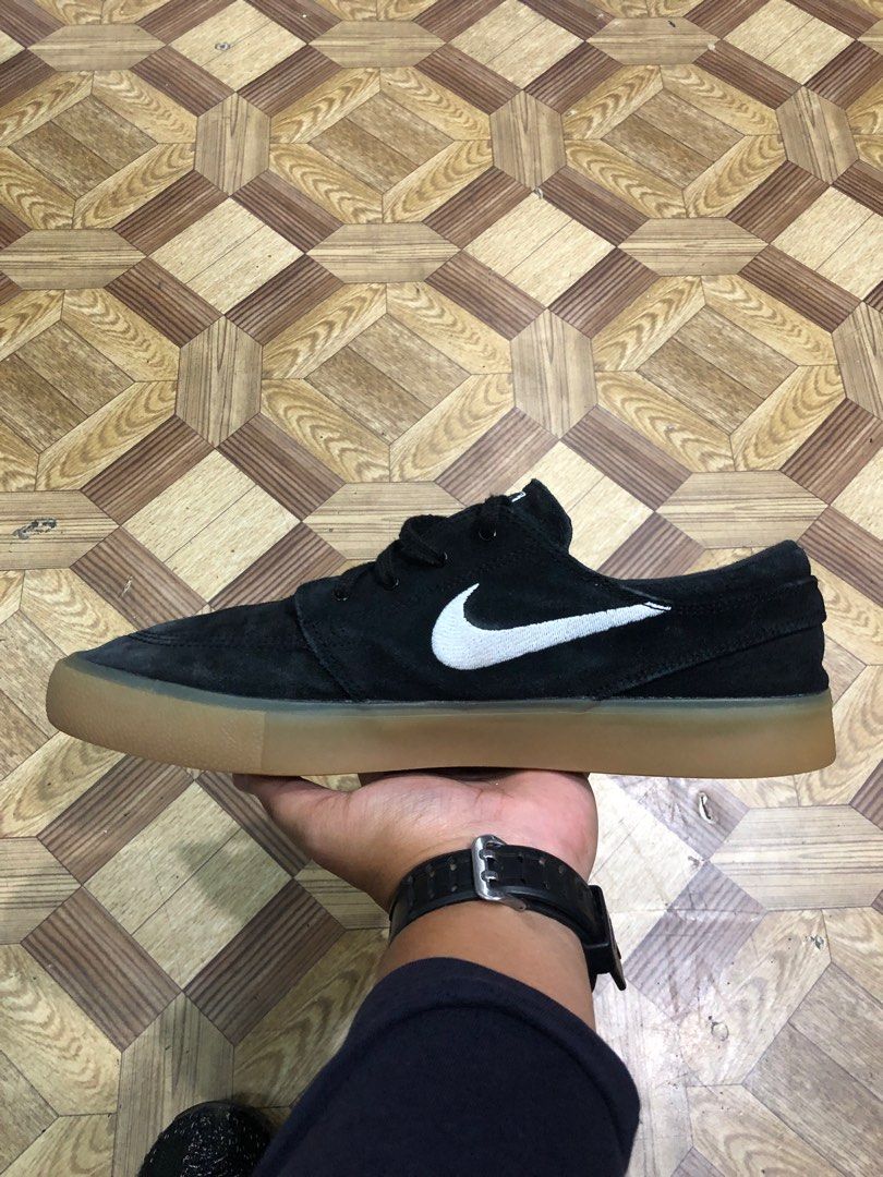 Nike zoom deals janoski black gum