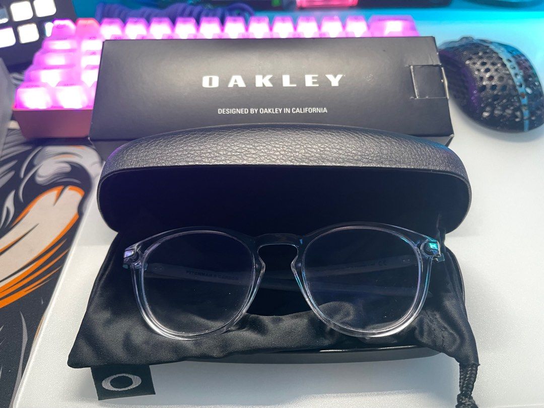 Oakley sale pitchman review