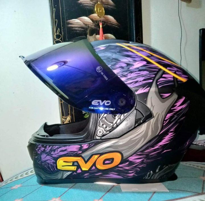 Helmet original evo from evo phil., Sports Equipment, Other Sports
