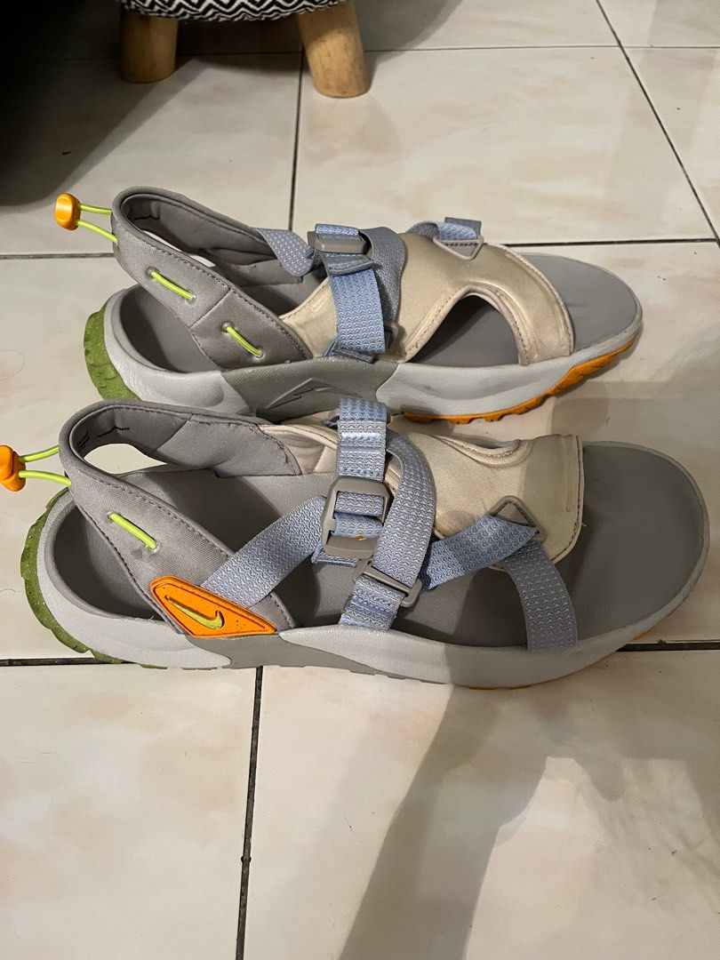 mens nike sandal trainers