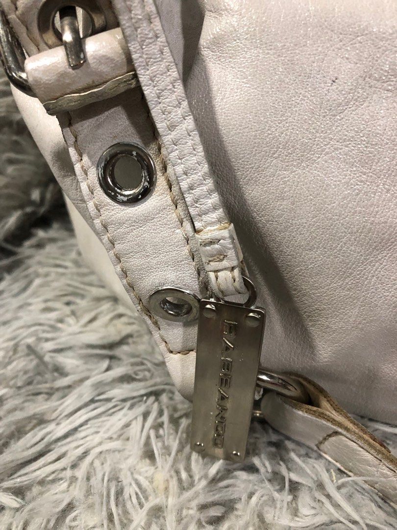 Original Rabeanco Hobo bag (Category: Luxury Bags & Wallets) located in Angono. Submitted by fhlor02 (Listing ID 1203733146, Image 2). Description: Original Rabeanco Hobo Bag, genuine leather material, with etiketa, dimen: 17”by12”by9.5”.