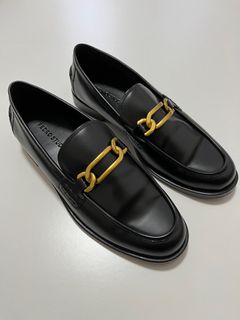 (Category: ) located in . Submitted by hellocloset (Listing ID 1203533980, Image 1). Description: .