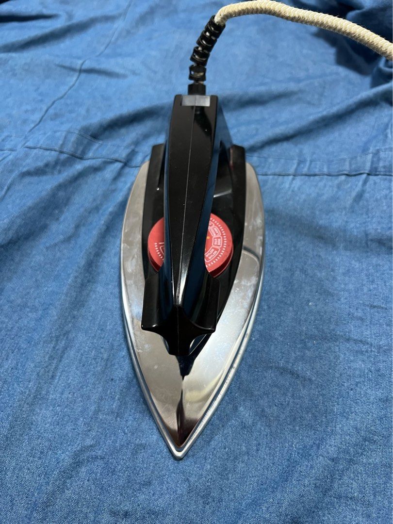Philips Clothing Iron, TV & Home Appliances, Irons & Steamers on Carousell