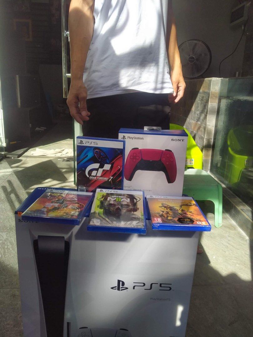Ps5 Bundle Disc Edition (Category: PlayStation) located in Quezon City. Submitted by madamsgadgetsshop (Listing ID 1203662656, Image 1). Description: -Console 39k -Bundle w/ 1 game & extra controller 45k -Bundle w/ 2 games & extra controller 47k -Bundle w/ 3 games & extra controller 49k.