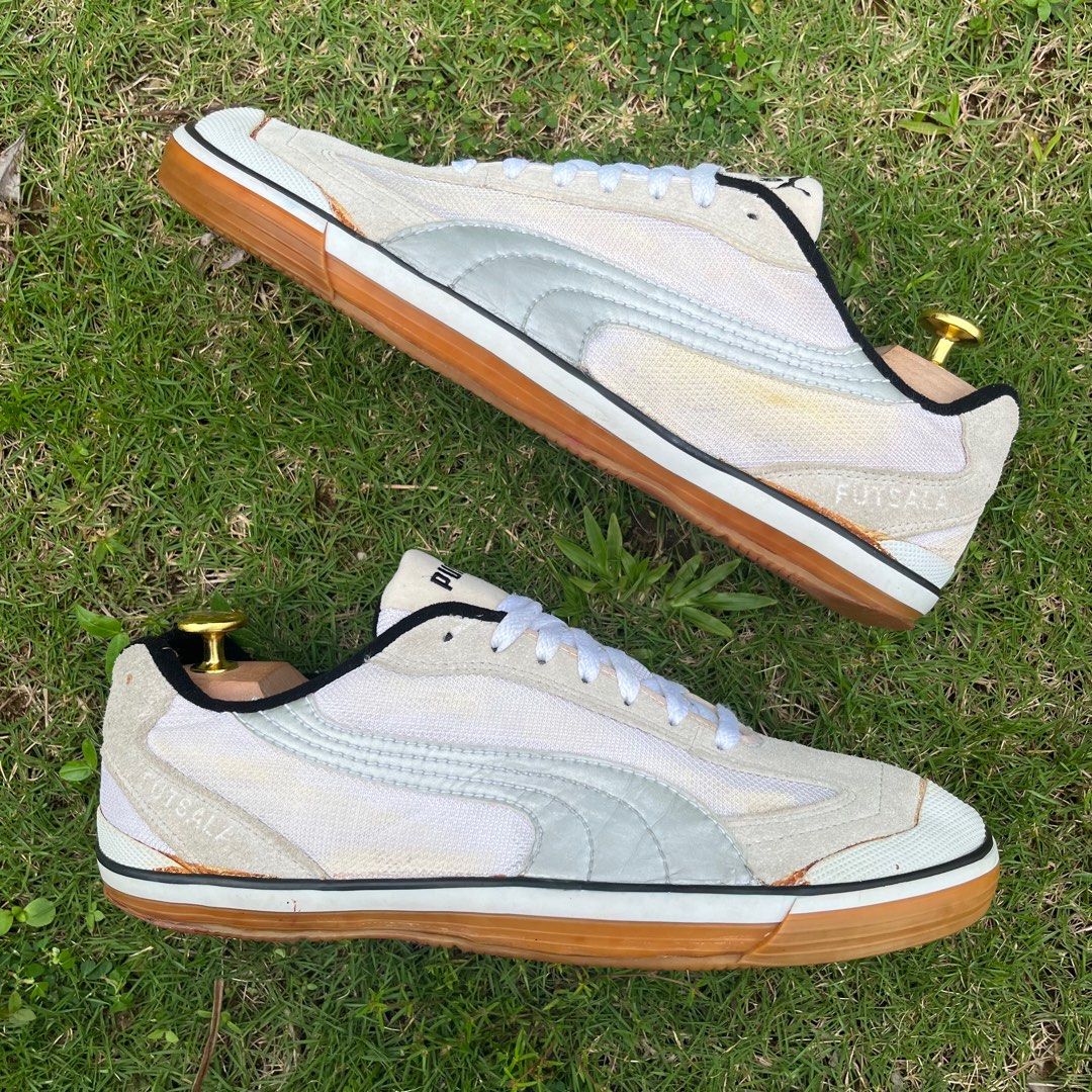 Puma futsala hot sale