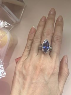 Rare Marquise tanzanite , tsavorite and diamond ring