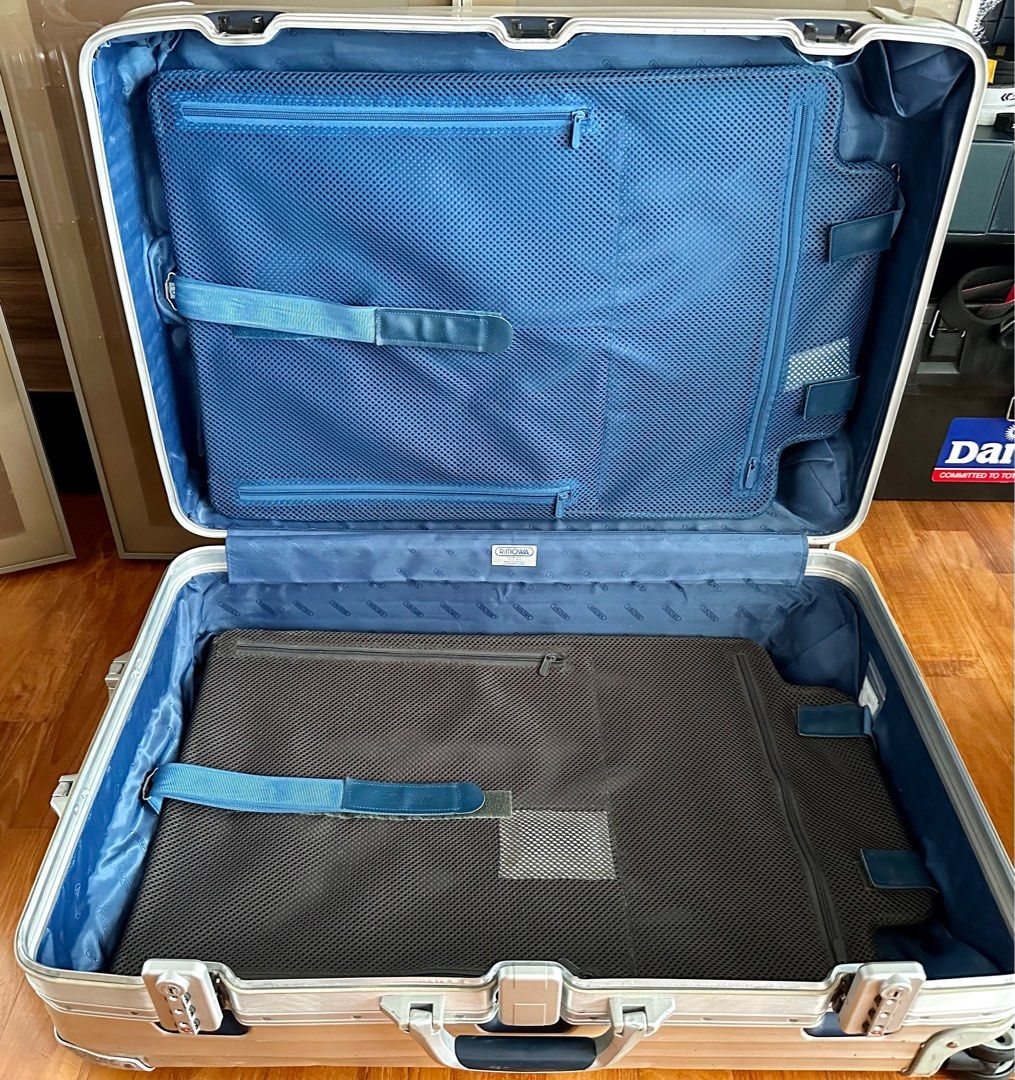 RIMOWA TOPAS SILVER INTEGRAL サイドバー 青ロゴ Yahoo!オークション -「青ロゴ」(リモワ) (スーツケース