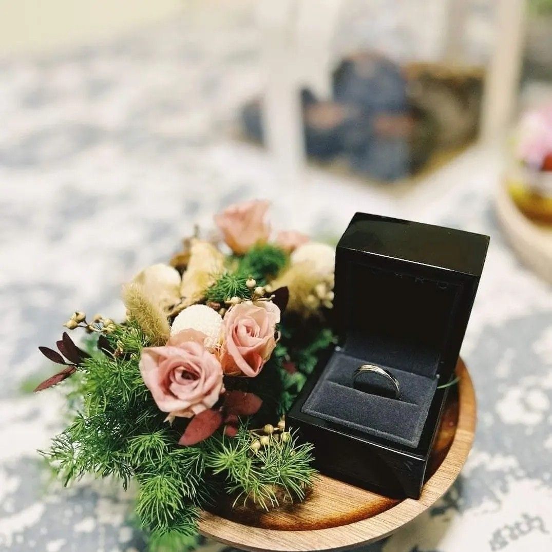 Wedding ring holder online for home