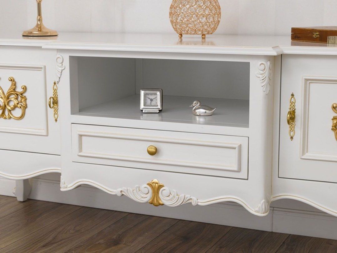 ROWAN Victorian TV Console Furniture & Home Living, Furniture