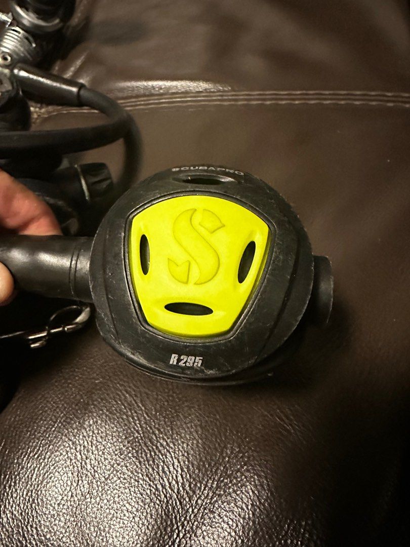 Scuba Pro mk25 Reg set, Sports Equipment, Other Sports Equipment and
