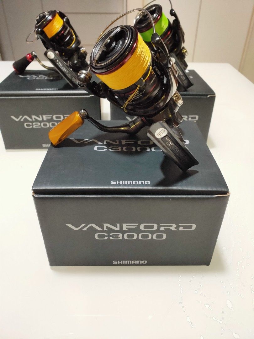 Shimano Vanford C3000 (9/10), Sports Equipment, Fishing on Carousell