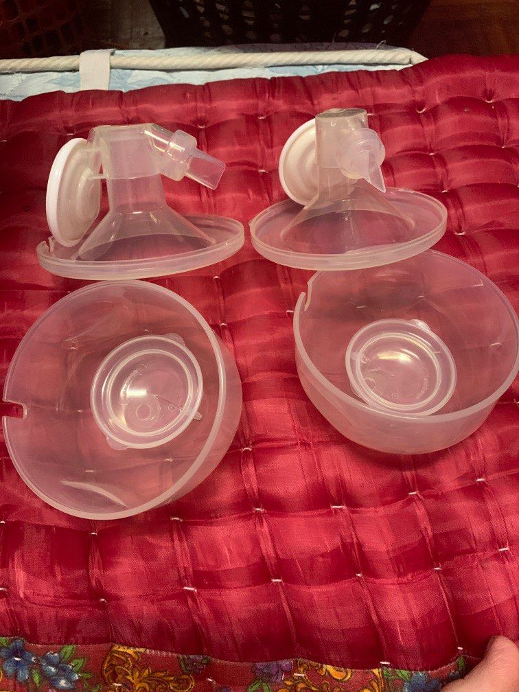 SPECTRA Handsfree Breast Shield Set, Babies & Kids, Nursing & Feeding