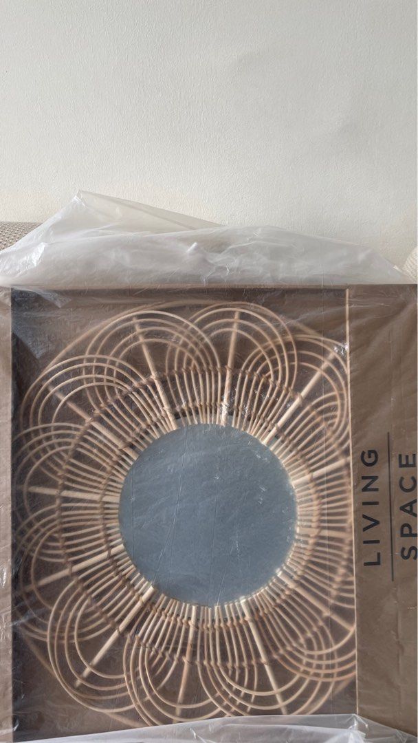 Spotlight rattan mirror 60cm