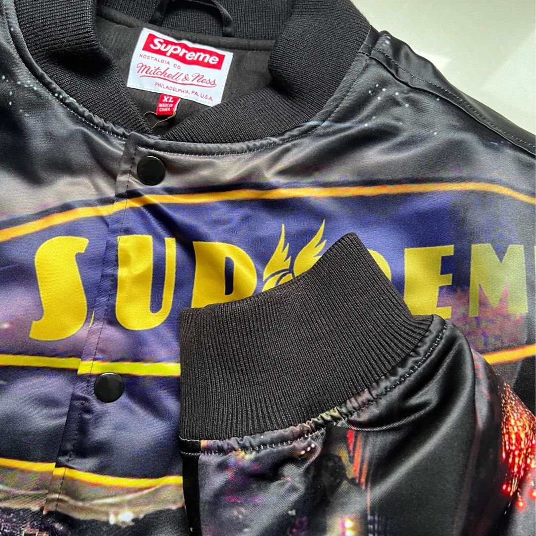 Supreme Mitchell & Ness Stadium Satin Varsity Jacket, 男裝, 外套及