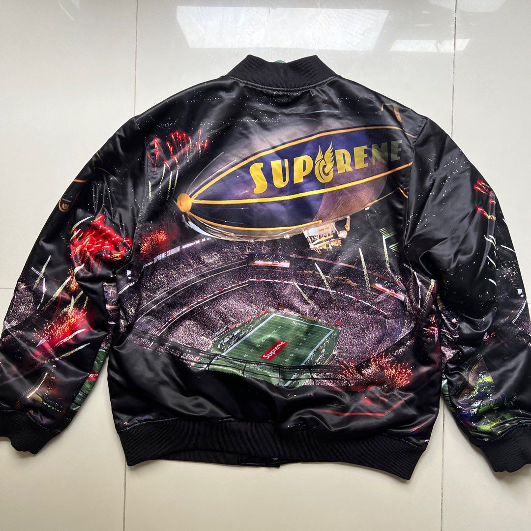 Supreme Mitchell & Ness Stadium Satin Varsity Jacket, 男裝, 外套及