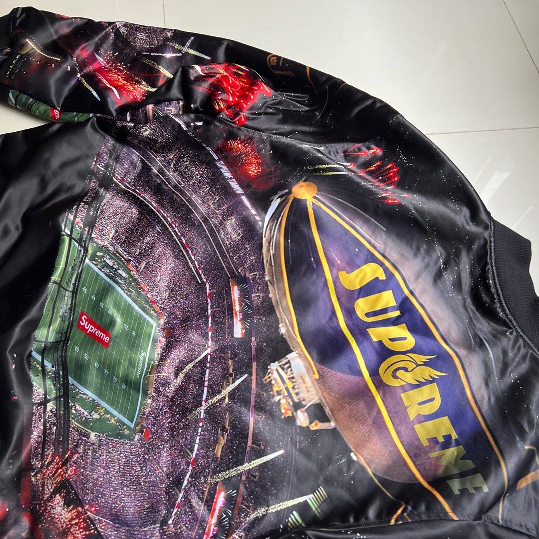 Supreme Mitchell & Ness Stadium Satin Varsity Jacket, 男裝, 外套及