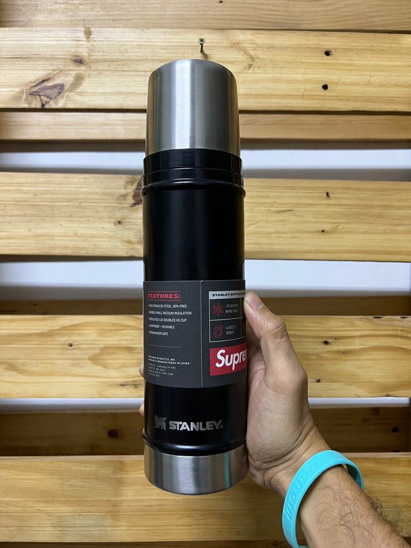 Supreme x Stanley 20oz Insulated Bottle (Black), Men's Fashion