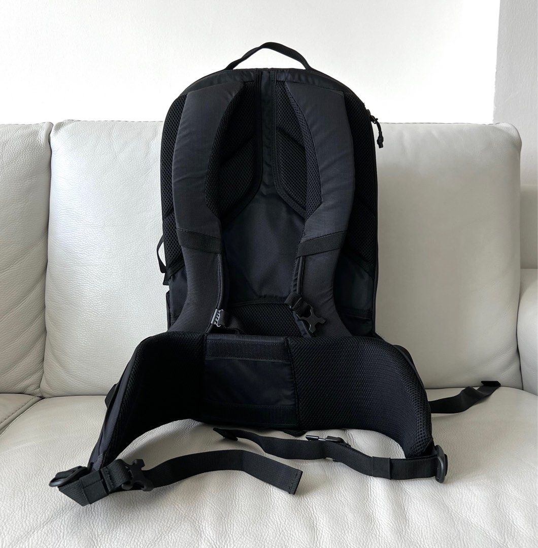 Thule Aspect DSLR Camera Backpack, Men's Fashion, Bags, Backpacks on Carousell