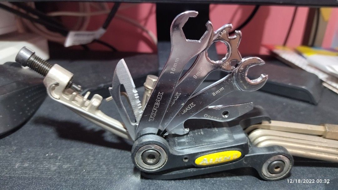 Topeak Alien 2, Sports Equipment, Bicycles & Parts, Bicycles on Carousell