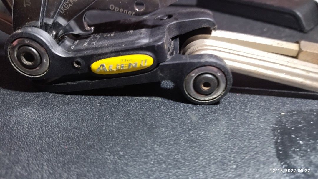 Topeak Alien 2, Sports Equipment, Bicycles & Parts, Bicycles on Carousell