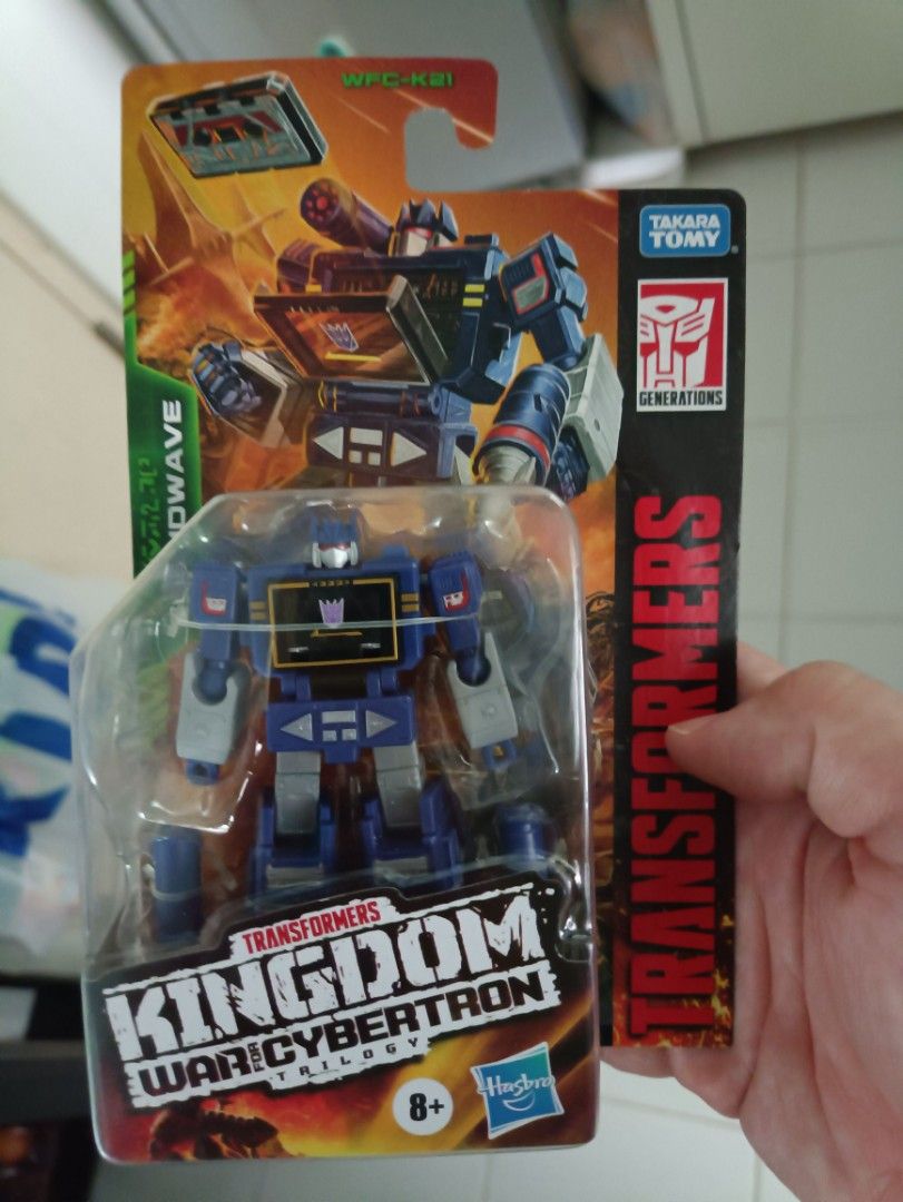 Transformers Kingdom Soundwave Core, Hobbies & Toys, Toys & Games on