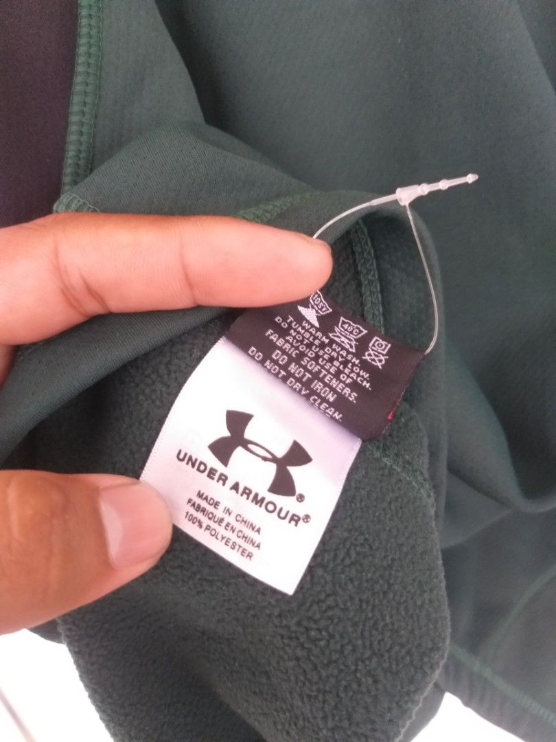 Under armour jacket XL, Men's Fashion, Coats, Jackets and Outerwear on