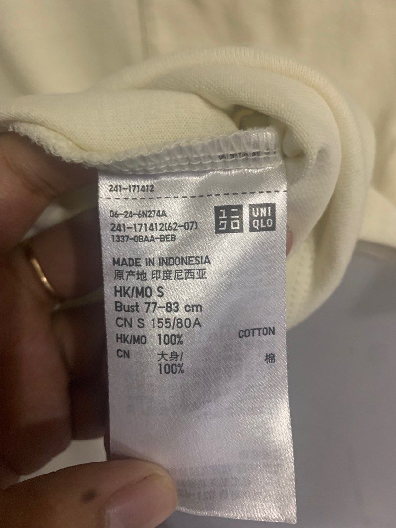 UNIQLO Pastel Yellow TOP (Category: Shirts) located in Cavite. Submitted by Gsells (Listing ID 1203737315, Image 3). Description: .