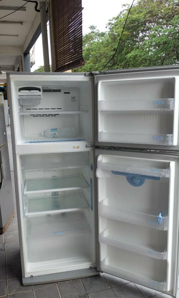 Used LG 2 doors fridge 460L, refrigerator peti sejuk peti ais, good