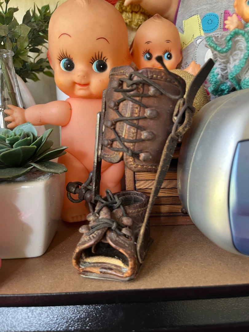 Vintage Toddler Leather Metal Leg Brace, Hobbies & Toys, Memorabilia & Collectibles, Vintage