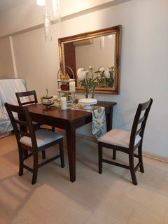 Wood Dining Table Fast Deal