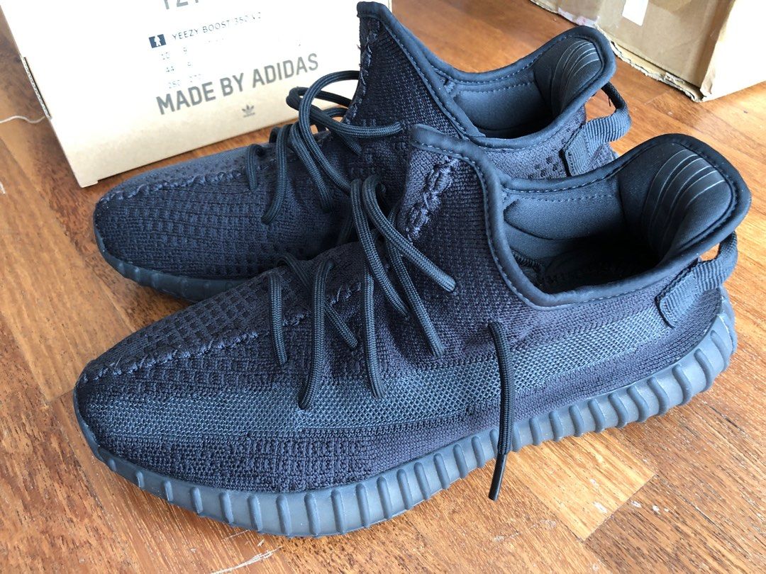 Adidas yeezy v2 black 10 hotsell