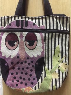 Yubiso Owl Tote Bag