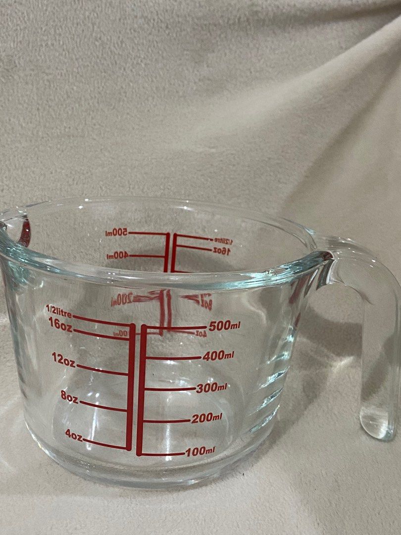 2 Piece Glass Measuring Cups 1000ml & 500ml, Furniture & Home Living