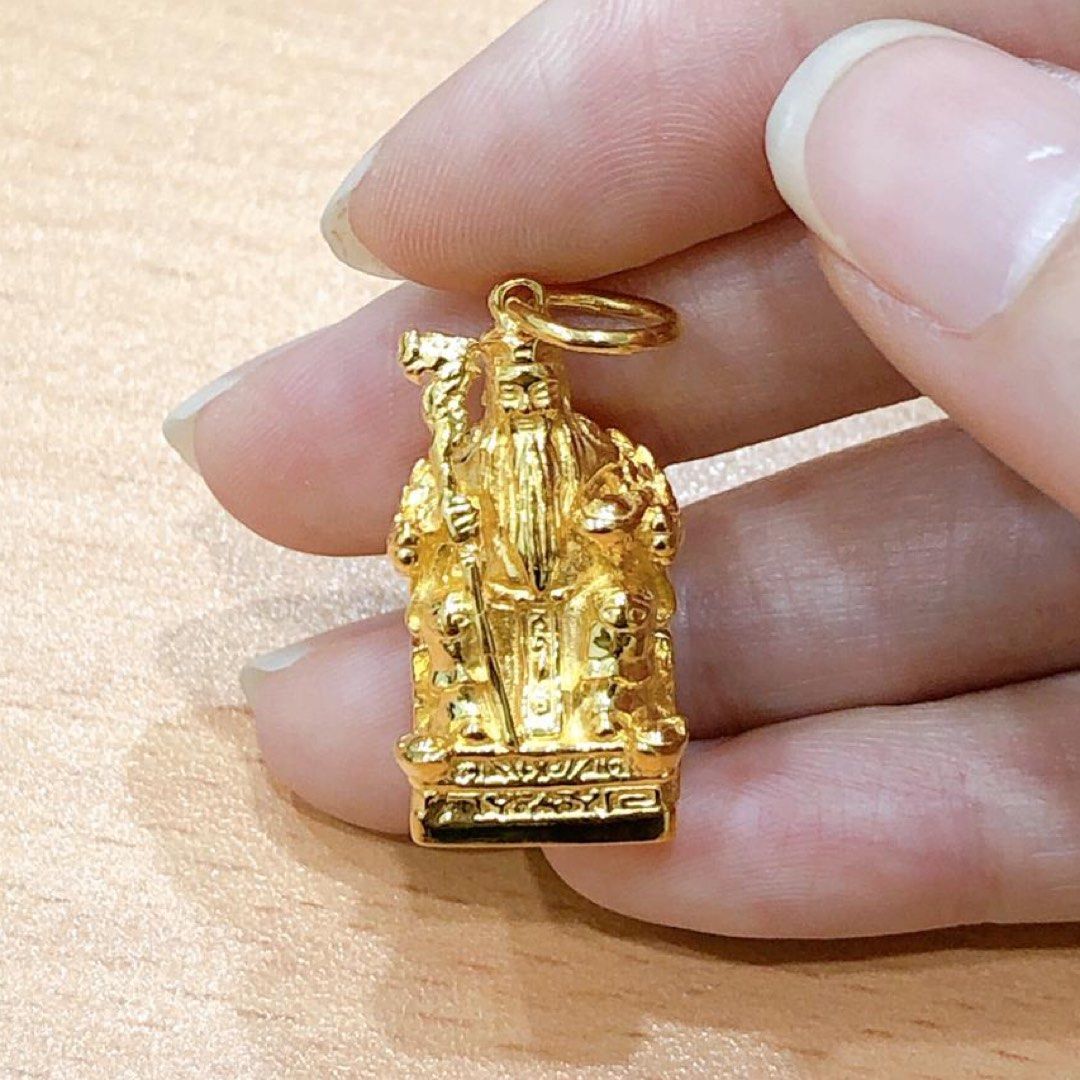 Mens hot sale gold charms