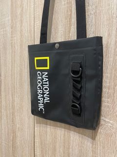 全新正品 國家地理頻道 黑色大容量肩背包 交換禮物
