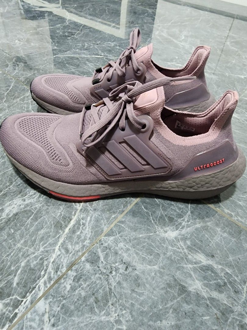 Womens ultra hot sale boost 18